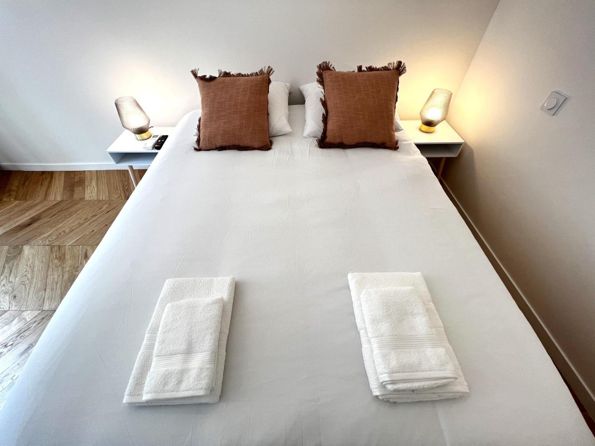 Le Petit Palais Notre Dame - Heart Of Dijon - With Ac Apartment Ngoại thất bức ảnh
